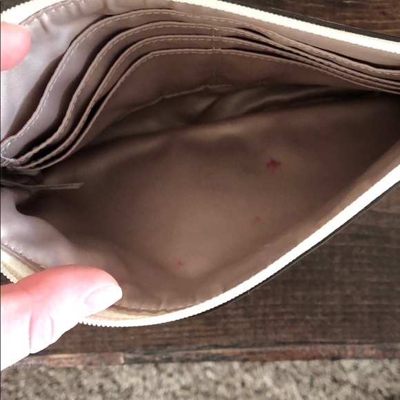 Coach wristlet - Picture 2 of 3